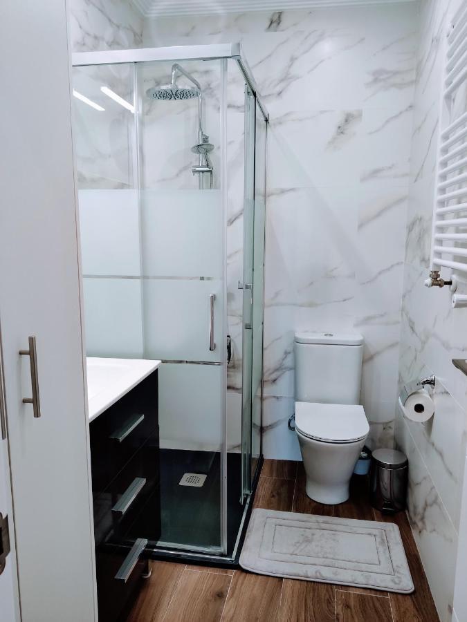 Apartamentos Las Calas ซานตานเดร์ ภายนอก รูปภาพ