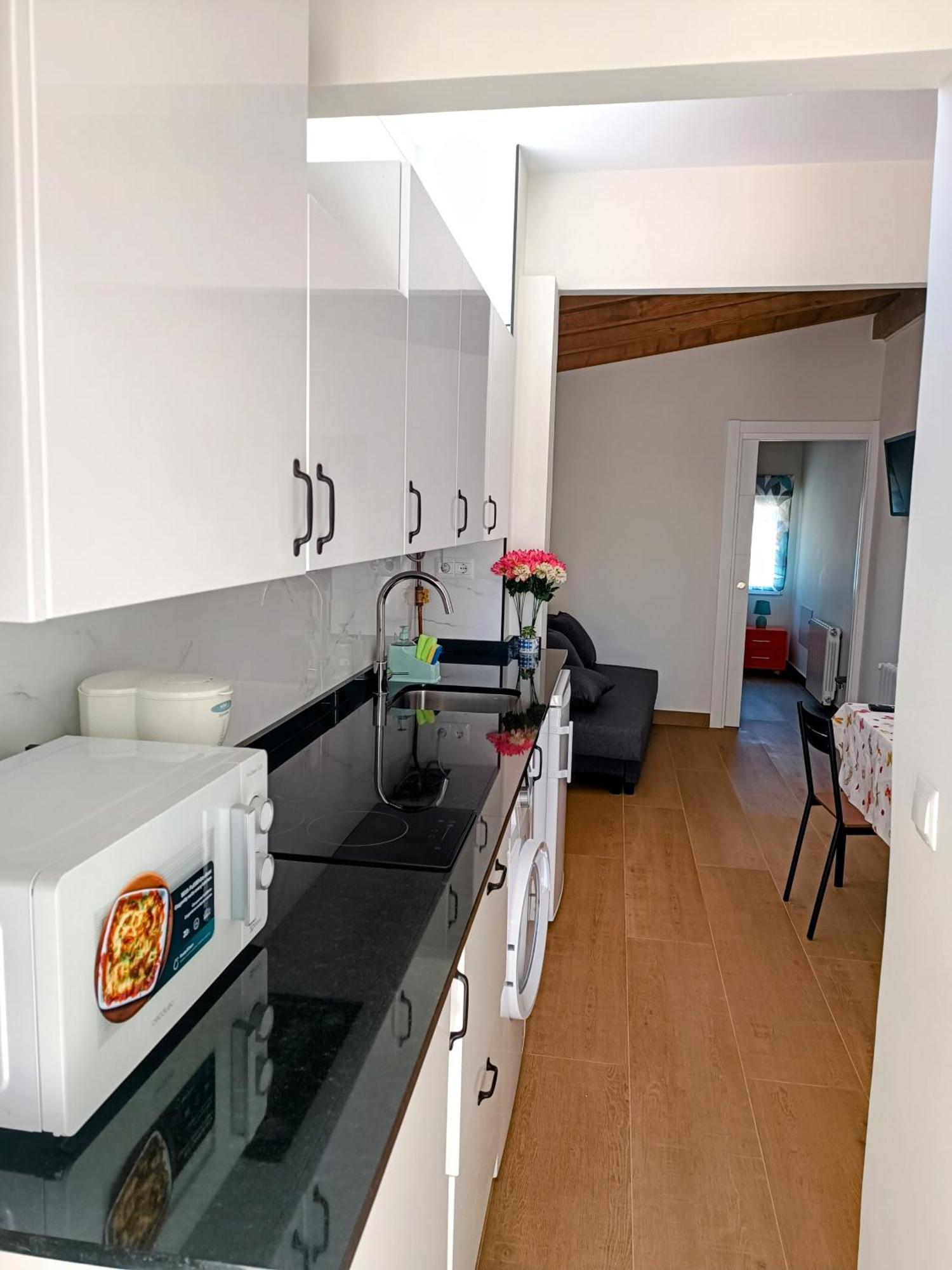 Apartamentos Las Calas ซานตานเดร์ ภายนอก รูปภาพ